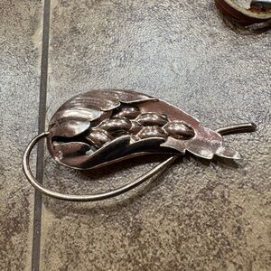 Vintage Napier Sterling Silver Leaf Brooch / Pin